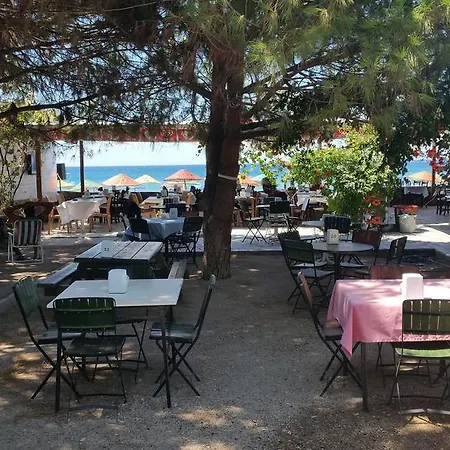 Robinson Stonehouse Holiday home Babakale